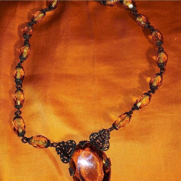 Vintage Glass Beads with An Amaxing Amber Gem Necklace - Picture 3 of 3